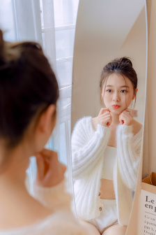欺诈偶像